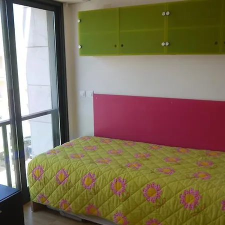 Parque Das Nacoes 4b Apartment *